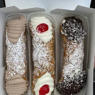 Cannolis