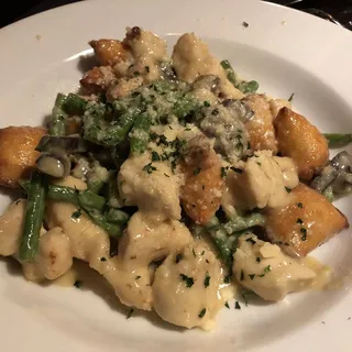 Pollo e Gnocchi Formaggio
