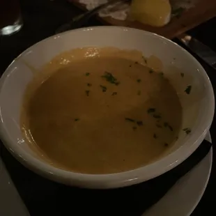 Lobster Bisque (BEST EVER) must order
