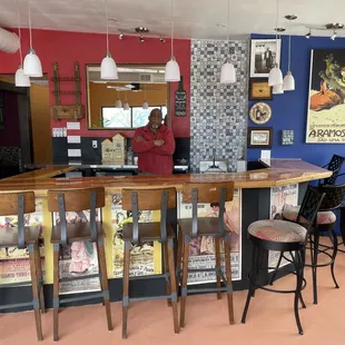 La Bodega De Castillo, Wine and Beer Establishment.