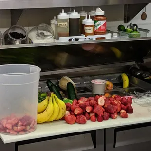 Fresh fruits and assorted toppings / mix-ins!