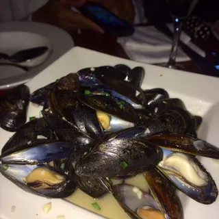 Steamed Mussels