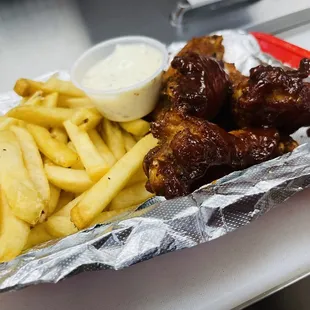 chicken, food, chicken wings, chicken wings and fried chicken, fried chicken, poultry, fried chicken wings, bbq chicken, bbq wings