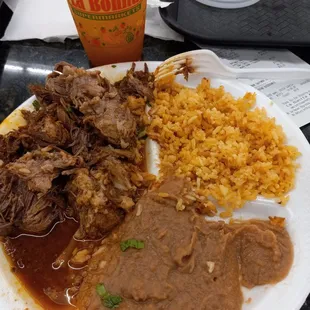 Los peores platillos de Henderson aqui los encuentra en la bonita, sin sabor y sin Sal totalmente pesimos.