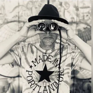 Jairo V.
