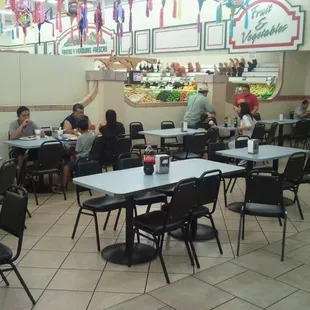 interior, crepes