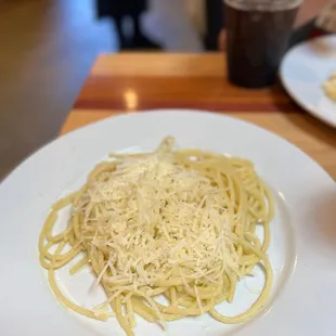 Butter Noodles with Parmesan (Kid's)