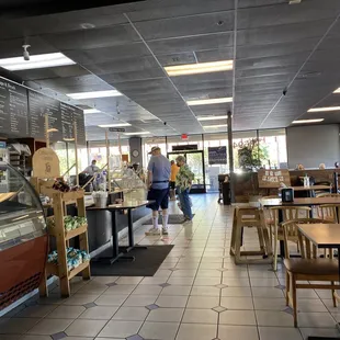 Inside of La Bou.