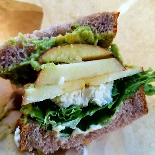 La Bou Avocado Club - Includes red apple, chevre, avocado on walnut wheat bread.  Delicious!