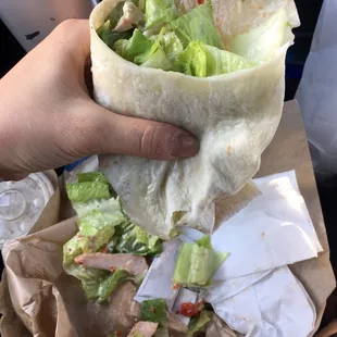 I got a chicken caesar wrap to go, and I couldn't even eat it without a fork. The chicken was dry and there's way to much lettuce.