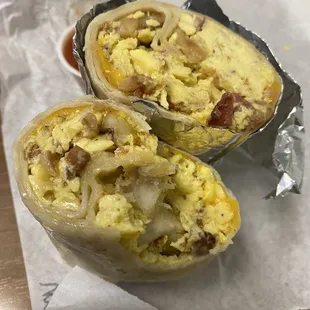 Bacon, egg and potato breakfast burrito