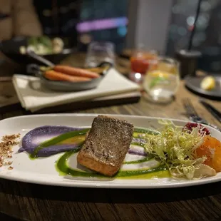 Salmon. Baby carrots