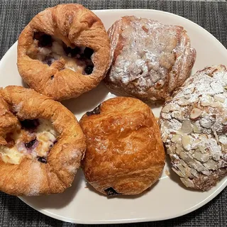 Almond Croissant
