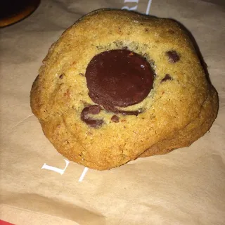 Chocolate Chip Cookie