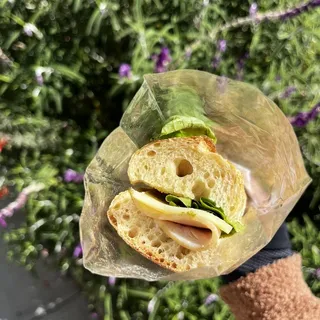Turkey, Pesto & Cheddar