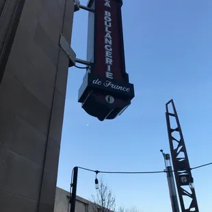 a sign for the restaurant