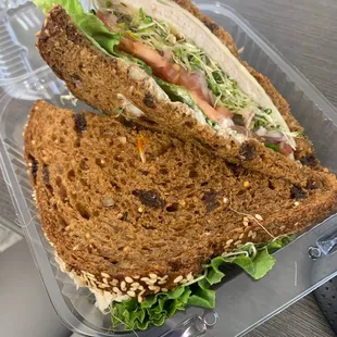 Turkey sandwich on raisin bread