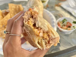 Los Jilbertos Taco Shop