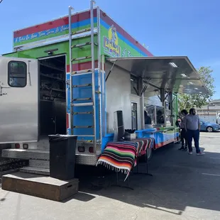Taco truck