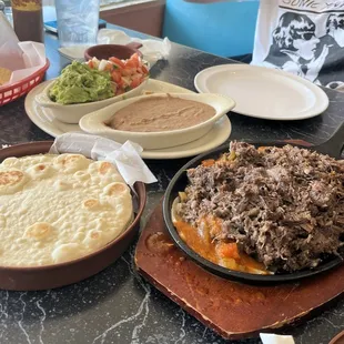1lb barbacoa plate