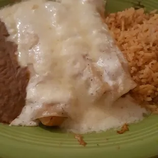 Chicken enchiladas bianca