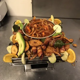 Banco de camarones (shrimp bank)