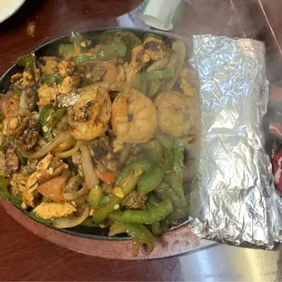 House Fajitas (beef chicken shrimp)