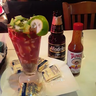 oysters and mussels, drink