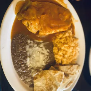 Chile Relleno and vegetarian quesadilla