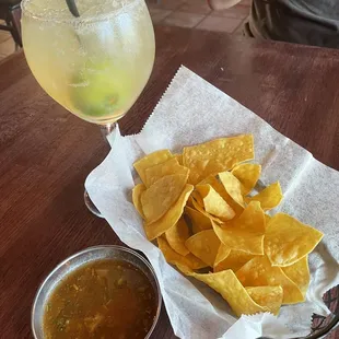 Chips &amp; Salsa &amp; margarita