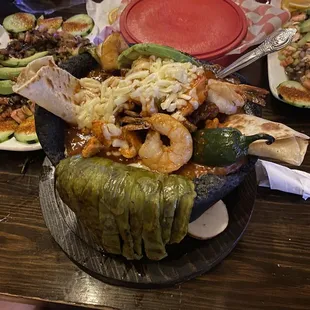 Molcajete Mar y Tierra