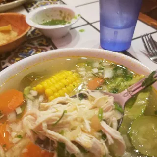 Caldo de Pollo