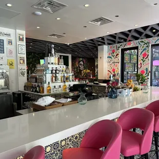 sushi and sashimi, interior