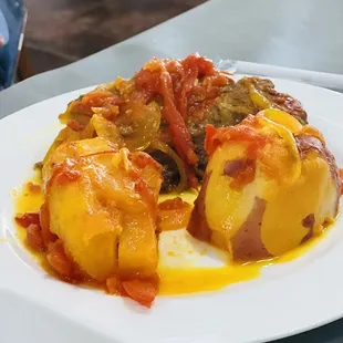 Sobrebarriga Guisada