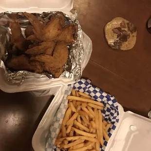 fried chicken, bbq wings, fried chicken wings, chicken, chicken wings, poultry, food, chicken wings and fried chicken, bbq chicken