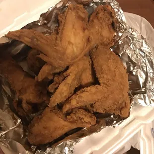 fried chicken wings, chicken wings and fried chicken, chicken wings, poultry, chicken, food, bbq wings, fried chicken, bbq chicken