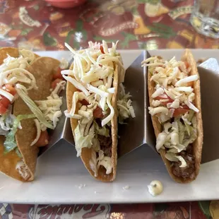3 tacos