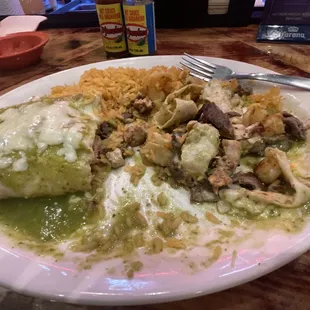 Burrito La Calera - chicken,steak and shrimp with a verde sauce.   Good flavor.