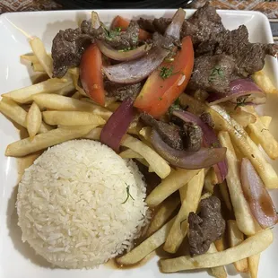Lomo Saltado