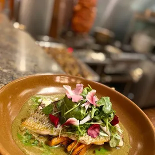 Pipián de pistachio dish..