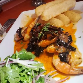 Camarones al Ajillo