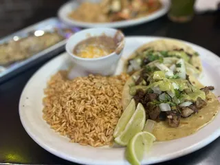Tres Amigos Cantina