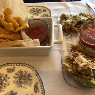 Calamari strips and zucchini blossoms