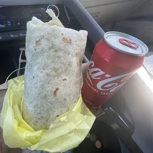 Best breakfast burrito, bacon, ham, potatoe, egg, delicious!