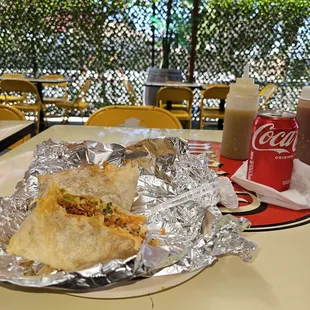 Super burrito with pastor is good. Vibe it reminds me a lot of somehere in central America that I have visited, nostalgic.