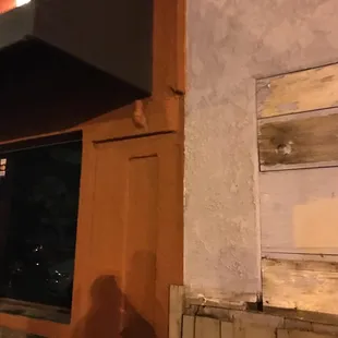 they said bar was closed but let "certain" people in even though there was a line already formed.