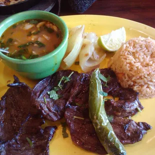 Arrachera plate, it&apos;s actually more generous than it looks in the pic but this was the lunch portion.
