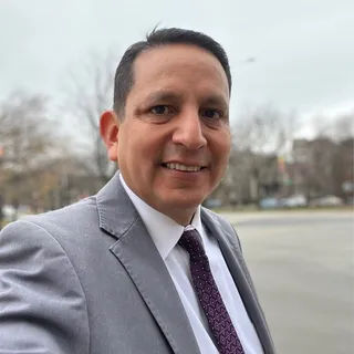 Ruben B.