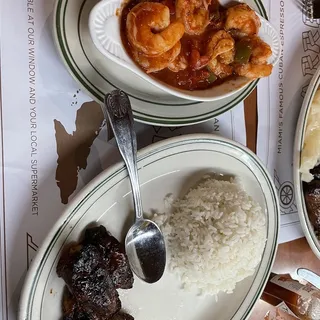 Camarones Enchilados