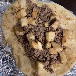 Este es el "picadillo" con papas doradas